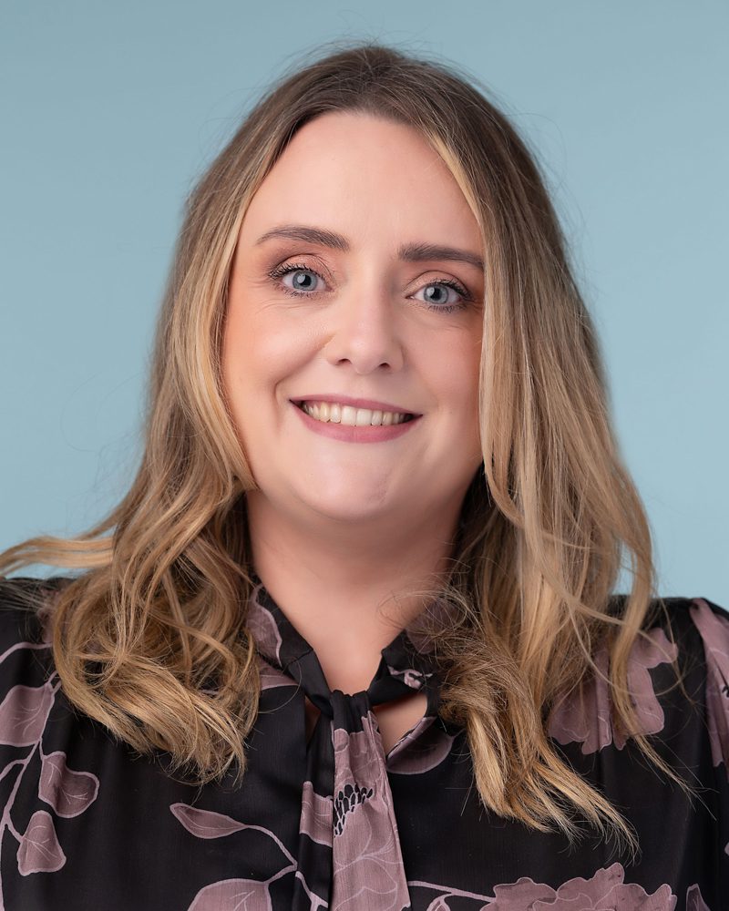 E abha Ni Chuala in Pic 022